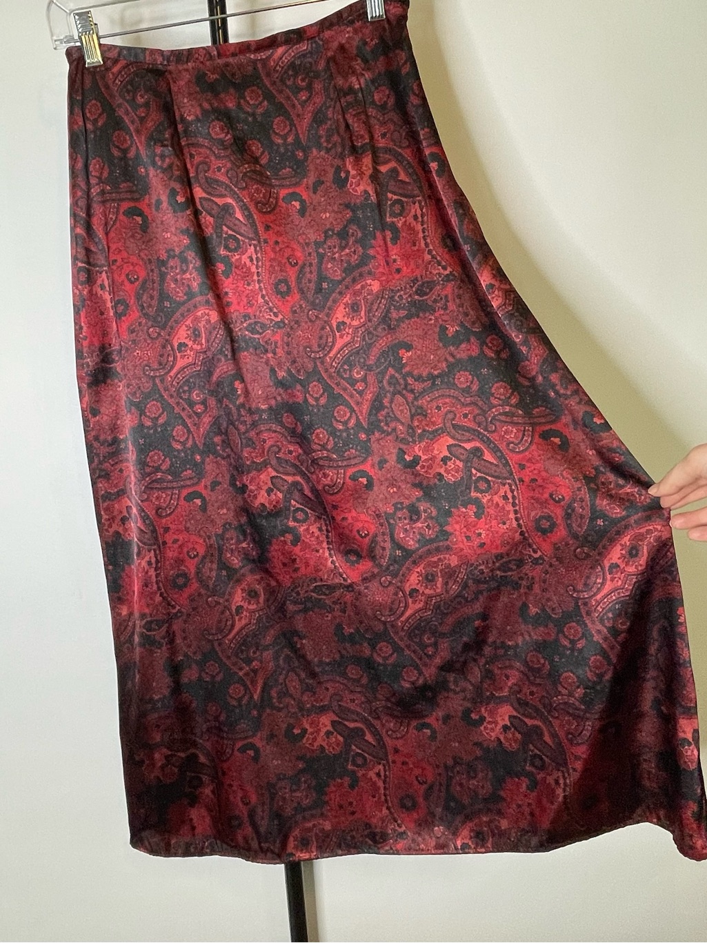 Vintage Kathie Lee Paisley Red Black Skirt Size Medium Women’s
